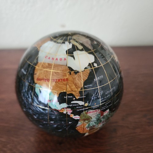 Black onyx world - onyx, globe
