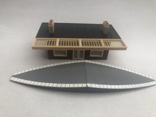 Triang R473 OO Gauge Brown