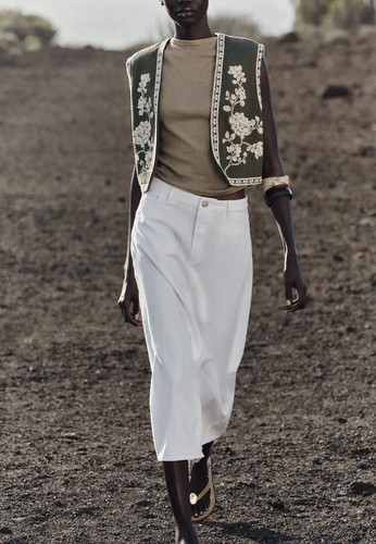 Zara khaki embroidered - zara,