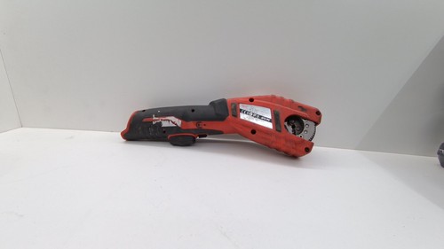 Milwaukee pipe cutter - milwaukee,
