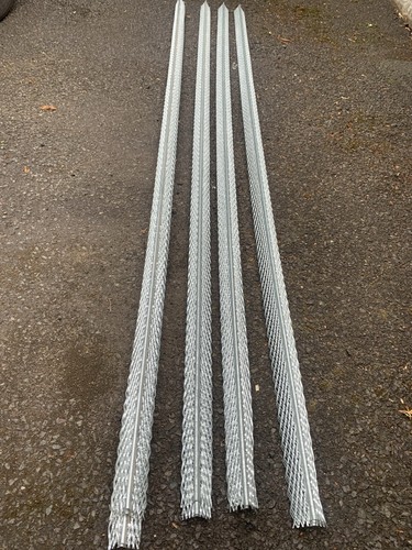 Galvanised angle render bead - galvanised, angle/render