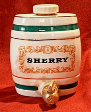 Vintage WADE Royal Victoria