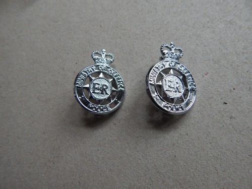 Obsolete mod police collar - obsolete,