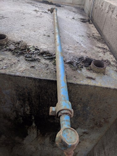 Steering arm removed from - removed, ford