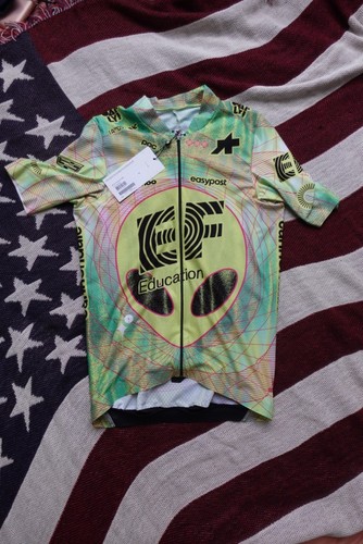 Assos mille s11 cycling - m,