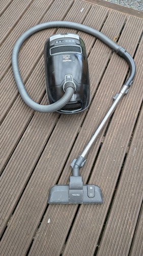 Miele vacuum cleaner - miele, c3