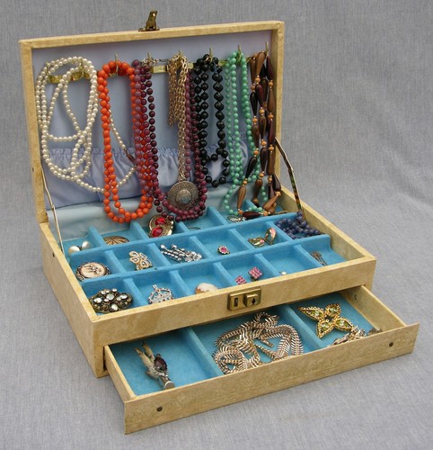 Jewellery box full - jewellery, of