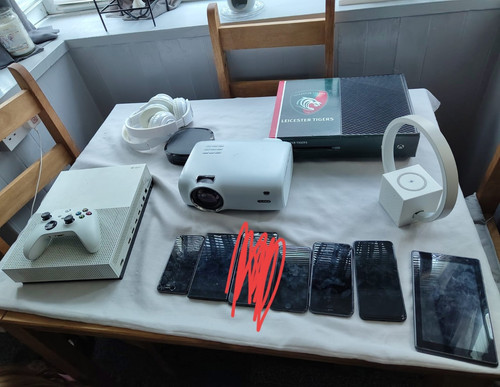Job lot bundle xbox console - bundle:,