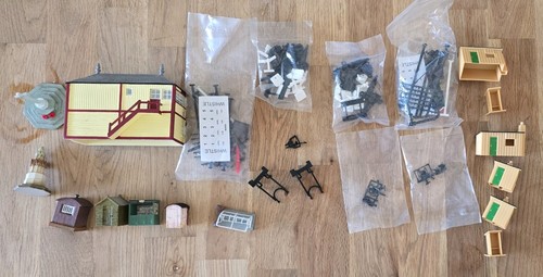 Job lot hornby model railway - job,