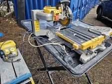 Dewalt D24000-GB Wet Tile Saw