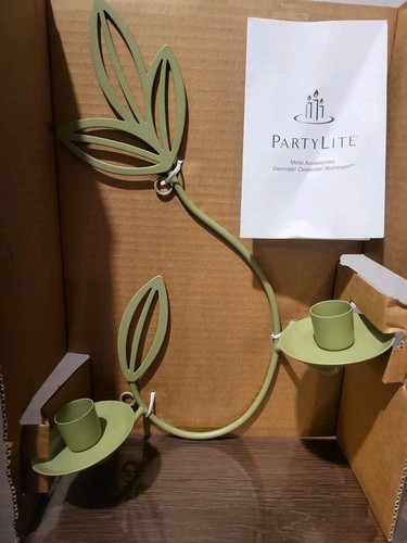 Party lite wall - party,