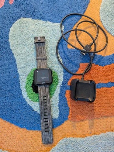 Fitbit versa model - fitbit,