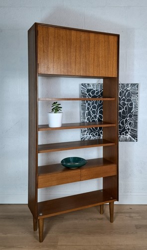 Plan form five bookcase - plan,