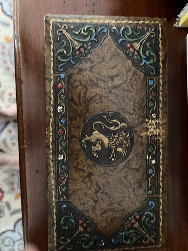 Italian gentleman dresser - italian, gentleman’s