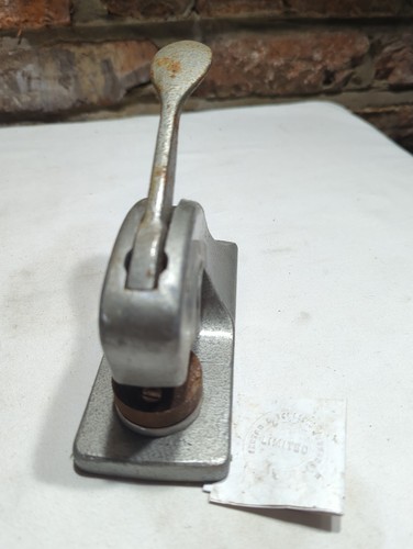 Vintage desktop paper embosser - vintage,