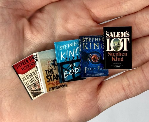 Miniature stephen king book - king,