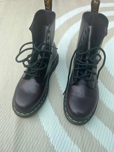 Martens airwair boots uk - airwair,