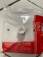 MK Logic Plus K1539 WHI 1 Gang 1 Way Fan Controller White 300W/VA 220V 50Hz