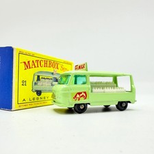 Matchbox Lesney 21c Commer Milk Float BPW Cow Decal Boxed Regular Wheels 