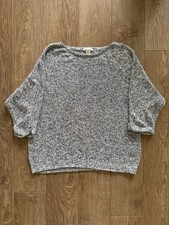 Lovely H&M black and white 3/4