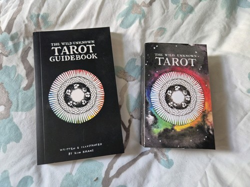 The wild unknown tarot deck - unknown,
