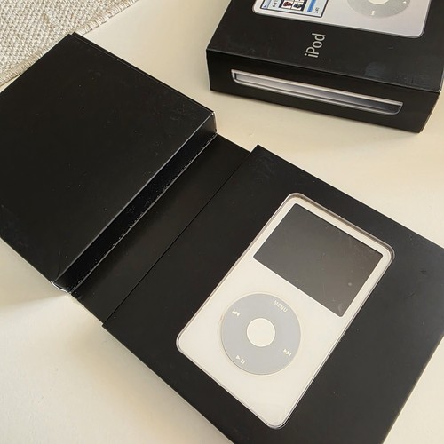 Apple ipod 5th generation - 5th,