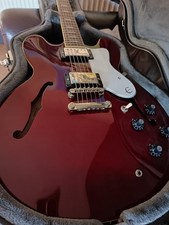 Epiphone Riviera Noel Gallagher Signature guitar cw Hard Case.