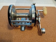 PENN  150 SURFMASTER REEL