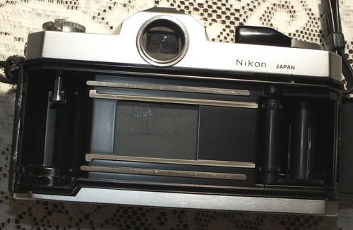 Nikon nikkormat film camera - nikon,
