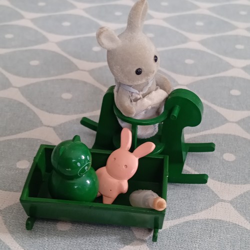 Sylvanian families baby - families,