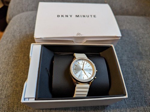 Ladies dkny minute bluetooth - ladies,