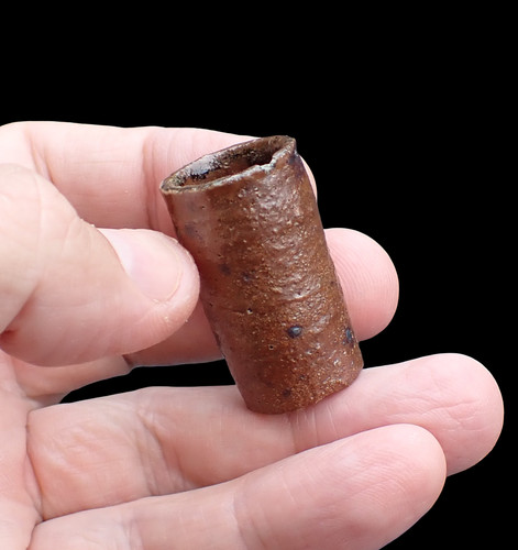 Very small ointment jar - very,
