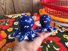 2 X WOOLWORTHS VINTAGE FUN QUIRKY CERAMIC BATHROOM OCTOPUS ORNAMENTS