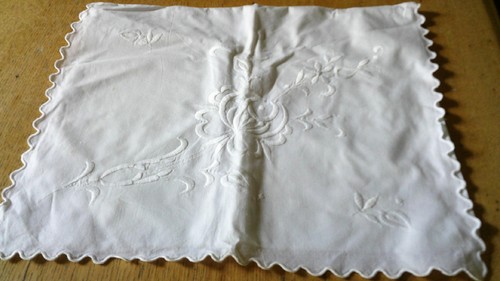 Vintage hand embroidered bed - hand,