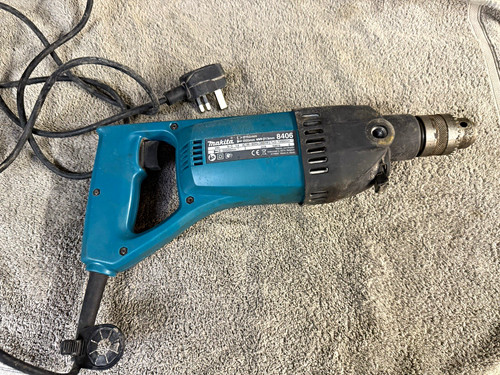 Makita 8406 240v 850w - 8406,