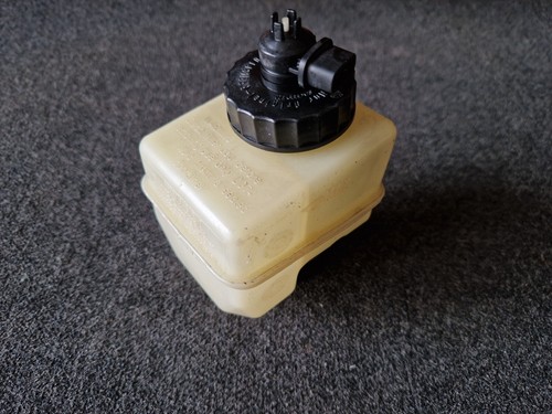 Scirocco mk2 reservoir - mk2,