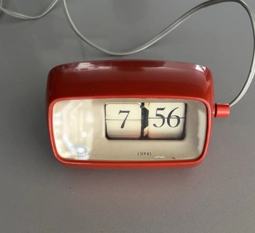 Copal caslon 101 flip - flip, clock
