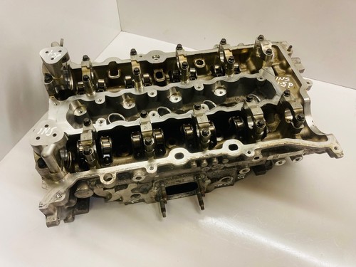 Cylinder head for - for, vauxhall