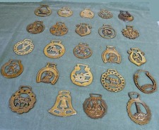 VINTAGE HORSE BRASSES x 24 JOB