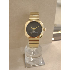 Marc Jacobs The Cushion Quartz