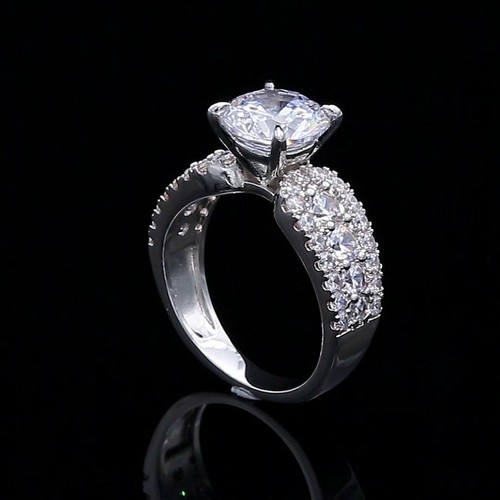 4ct round cut - cut, simulated