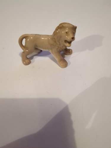Wade first whimsies - whimsies, lion