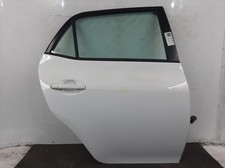 2011 TOYOTA AURIS Mk1 5 Door Hatchback White Right Rear Door 6700302250