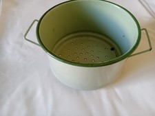 Vintage enamelled colander - Lichen green