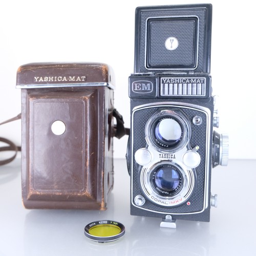 Yashica mat tlr - yashica, medium