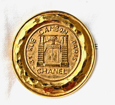 CHANEL Authentic CC Logo 31 Rue Cambon Paris Gold Plated Pin