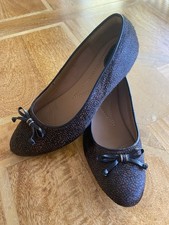 Clarks Pumps. Artisan