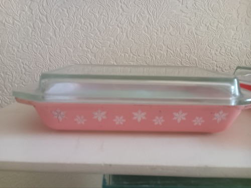 Pyrex pink snowflake - pink,