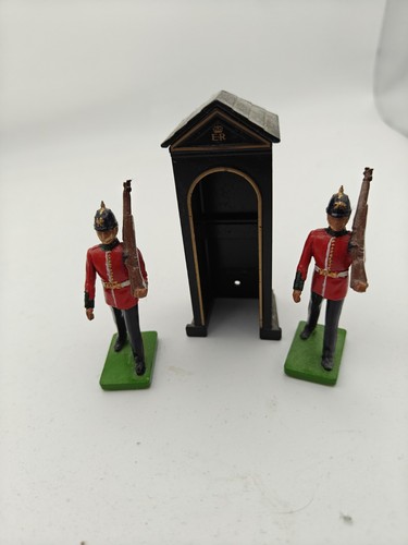 Britains metal sentry box - sentry,