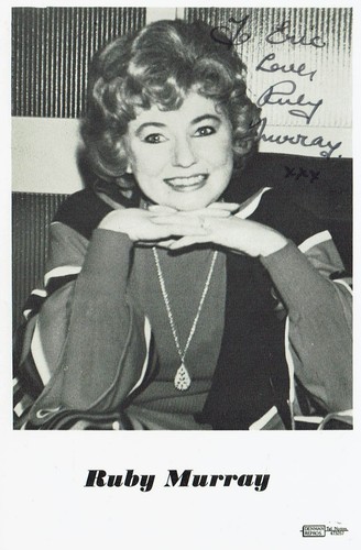 Ruby murray hand signed - hand, photo